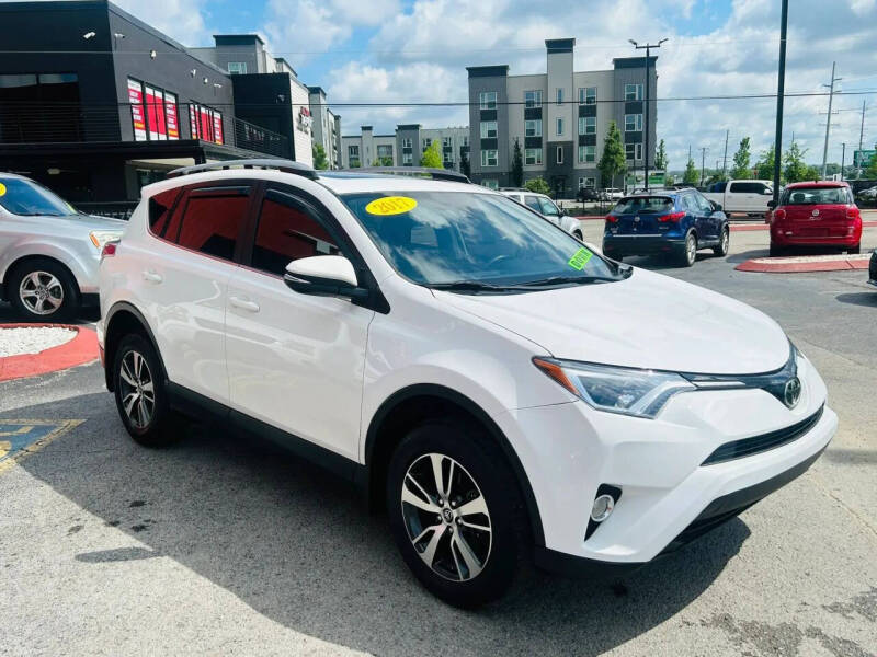 2017 Toyota RAV4 XLE