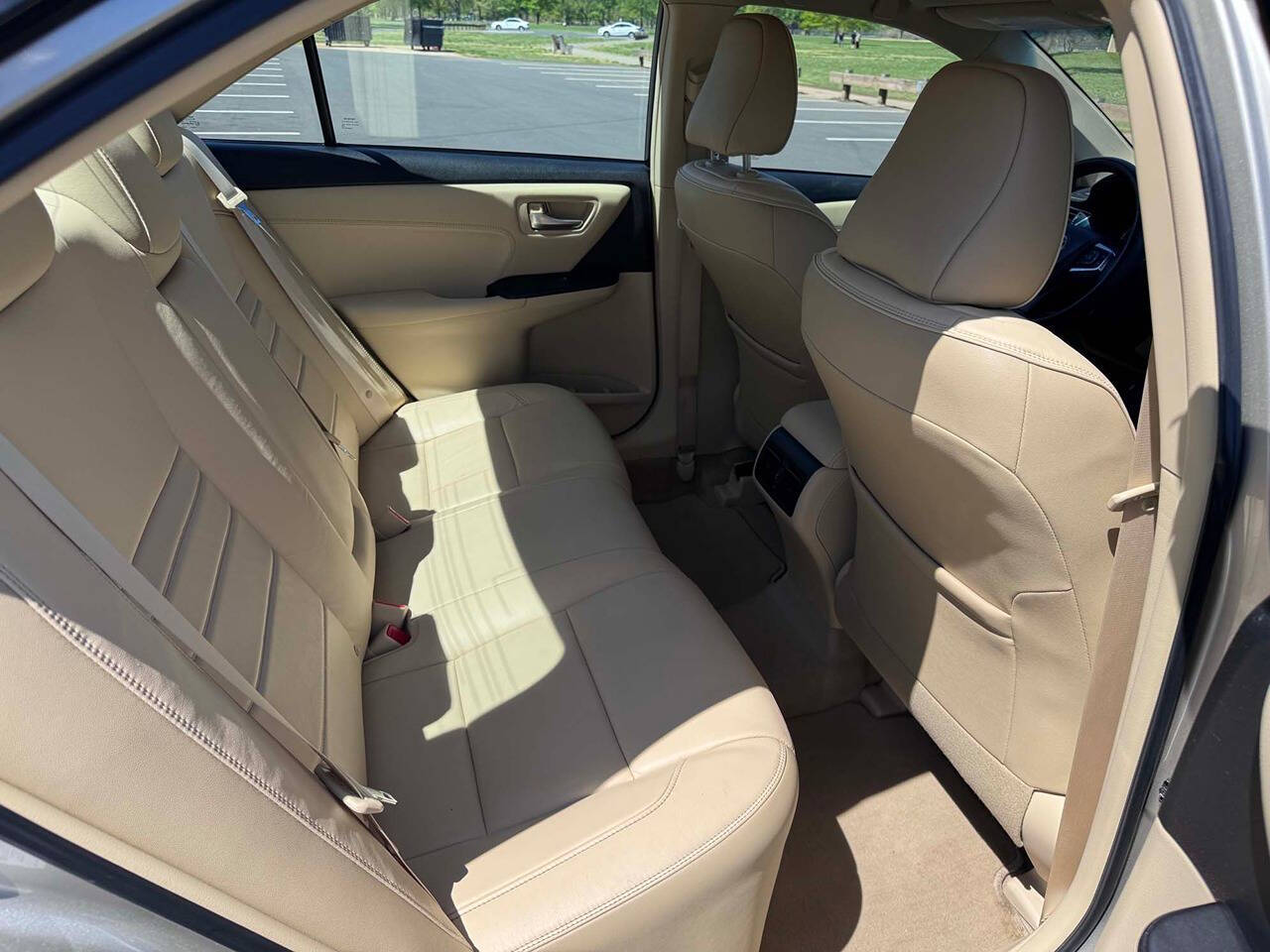 2015 Toyota Camry 21