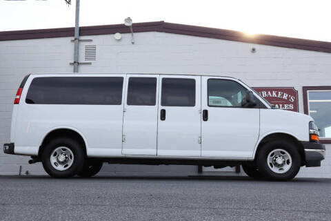 2017 Chevrolet Express LT 3500