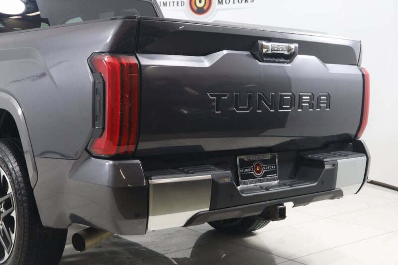 2023 Toyota Tundra Limited HV