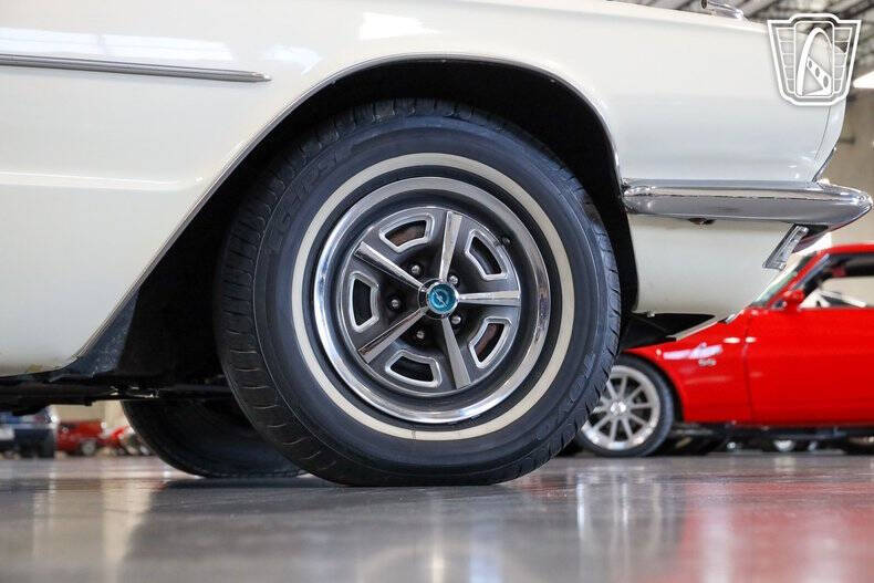 1966 Ford Thunderbird