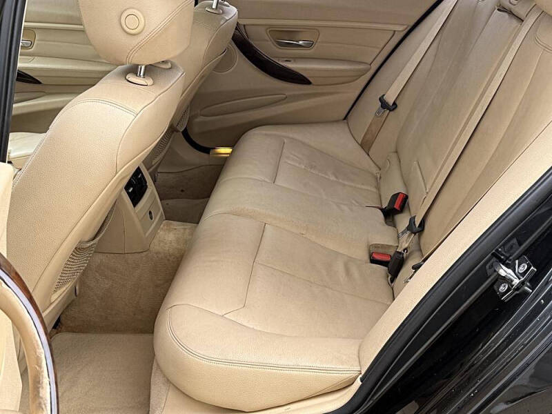 2013 BMW 3 Series 328i