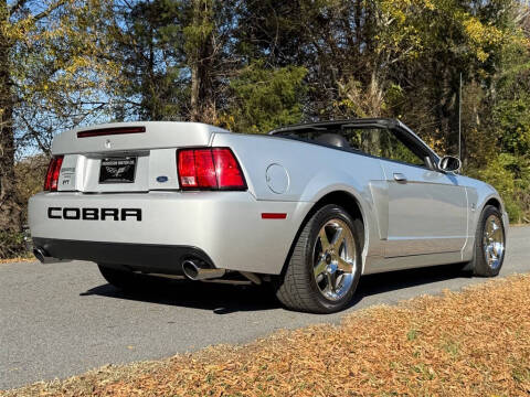 2004 Ford Mustang SVT Cobra