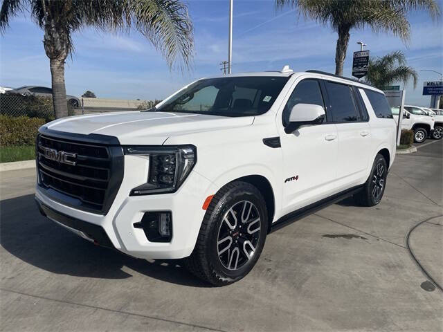2023 GMC Yukon XL AT4