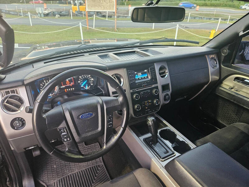 2017 Ford Expedition XLT