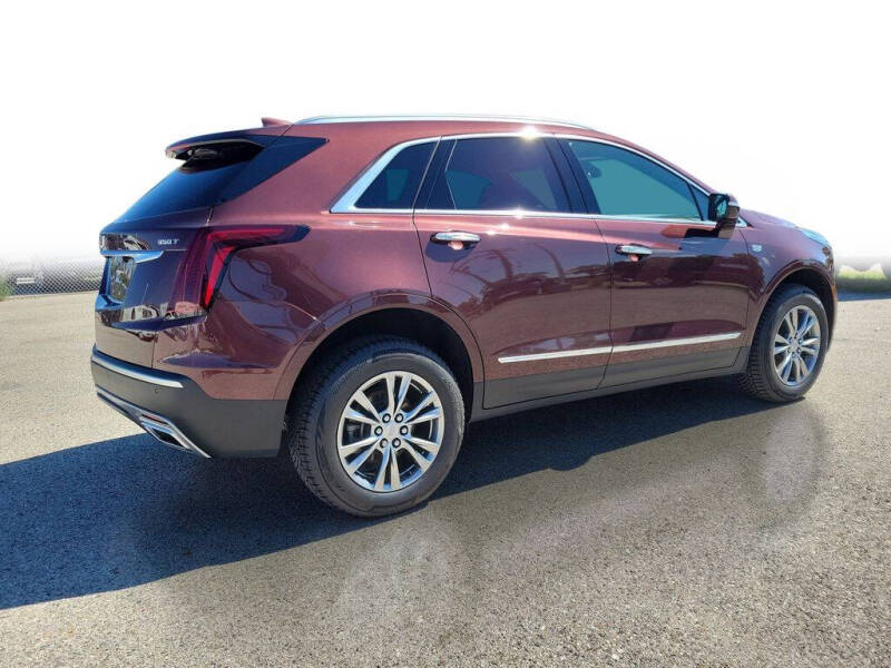 2022 Cadillac XT5 Premium Luxury