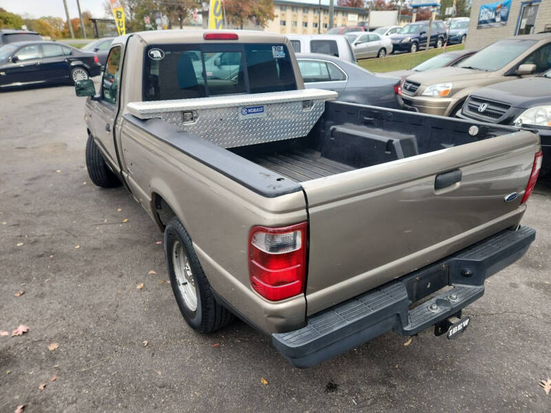 2005 Ford Ranger XL photo 8