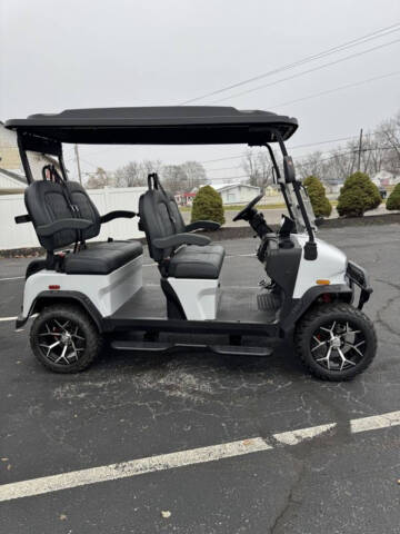 2025 Denago Rover XL