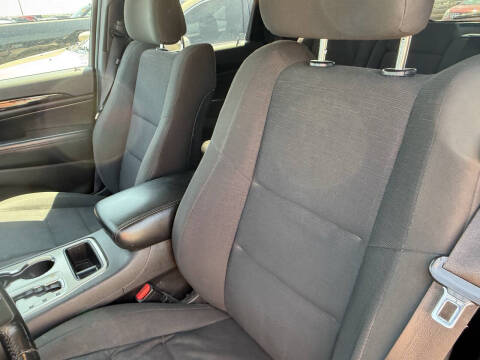 2012 Jeep Grand Cherokee Laredo