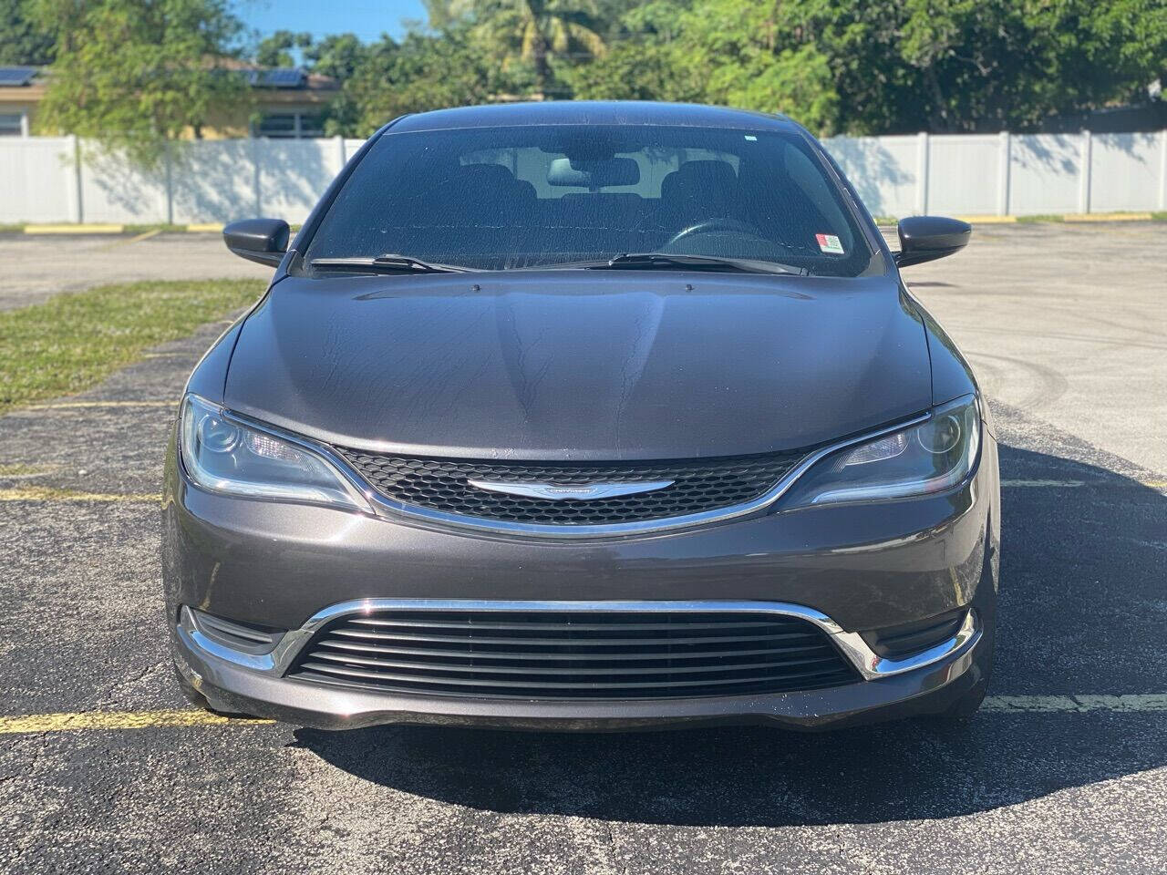 2015 Chrysler 200  - $9,990