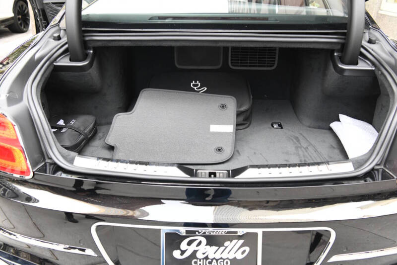 2026 Bentley Flying Spur Azure