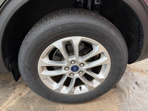 2021 Ford Escape SE