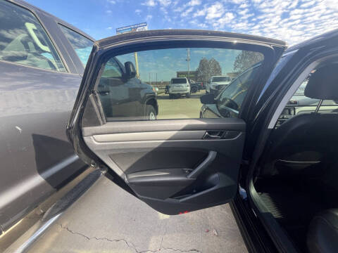 2014 Volkswagen Passat 1.8T SE PZEV