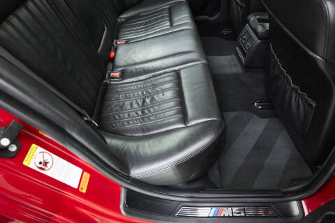 2001 BMW M5