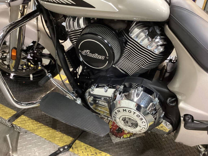 2022 Indian Chieftain Limited Silver