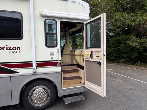 2002 Freightliner XC Chassis
