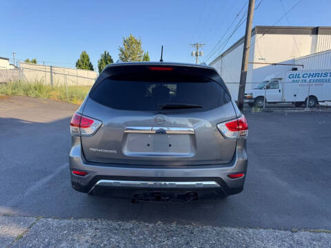 2015 Nissan Pathfinder S