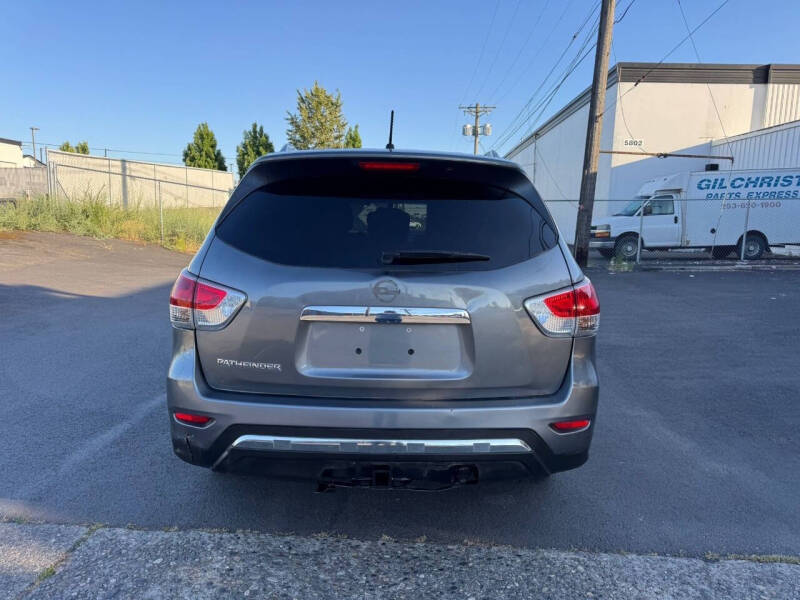 2015 Nissan Pathfinder S