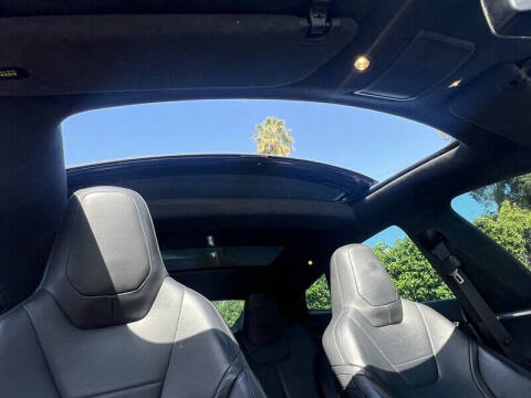 2015 Tesla Model S P85D