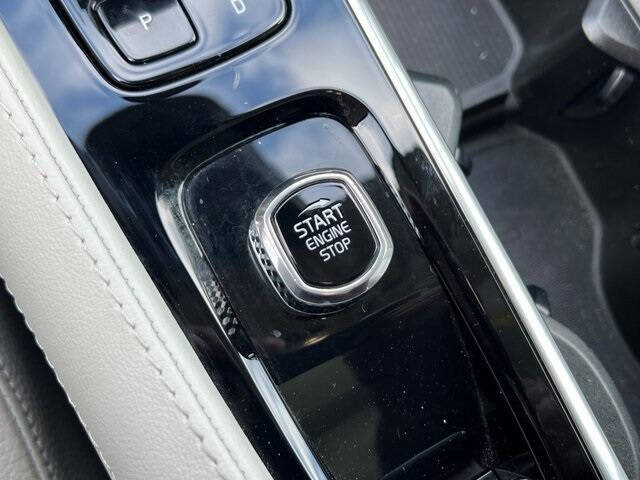 2023 Volvo XC90 B6 Plus Bright Theme 7P