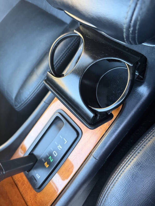 2000 Lexus ES 300