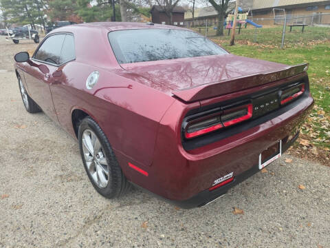 2021 Dodge Challenger SXT