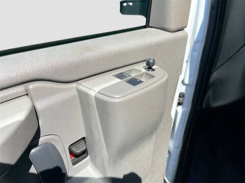 2023 Chevrolet Express 2500