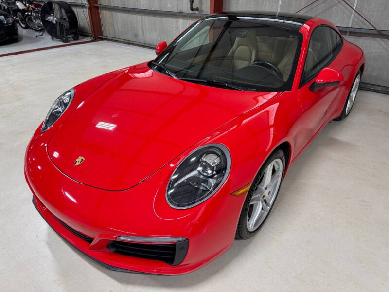 2018 Porsche 911 Carrera