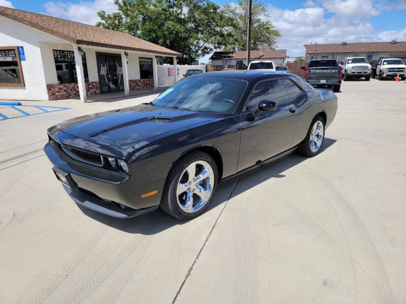 2012 Dodge Challenger SXT Plus