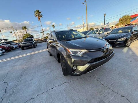 2017 Toyota RAV4 XLE