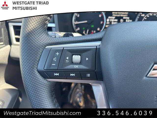 2026 Mitsubishi Outlander LE