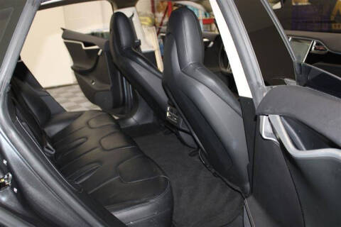 2015 Tesla Model S