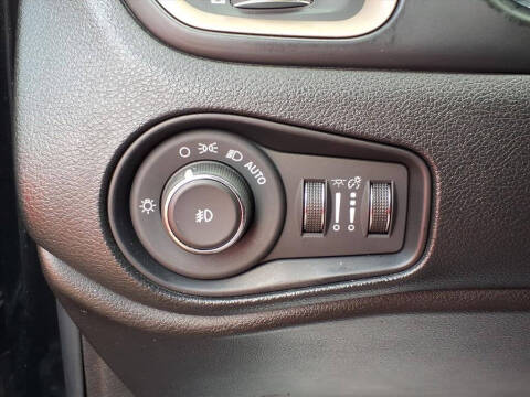 2017 Jeep Renegade Altitude