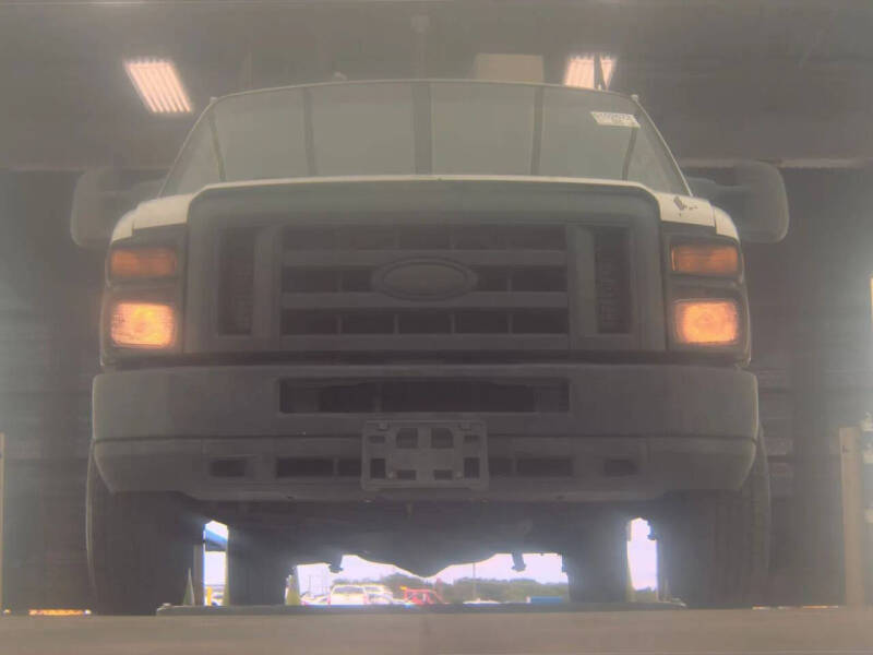 2014 Ford E-Series E-350 SD