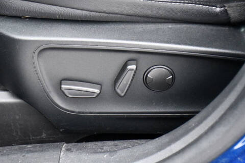 2022 Ford Escape Hybrid SEL