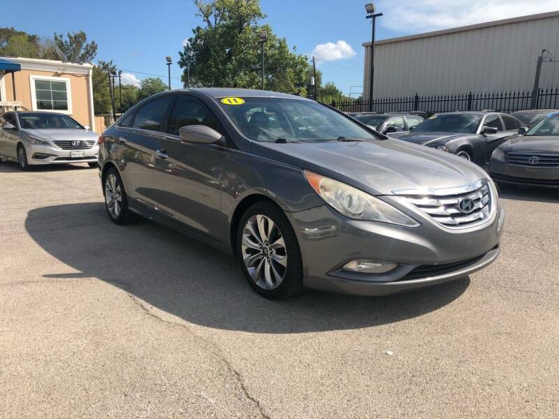2011 Hyundai Sonata for sale at CERTIFIED AUTO GROUP in Houston TX
