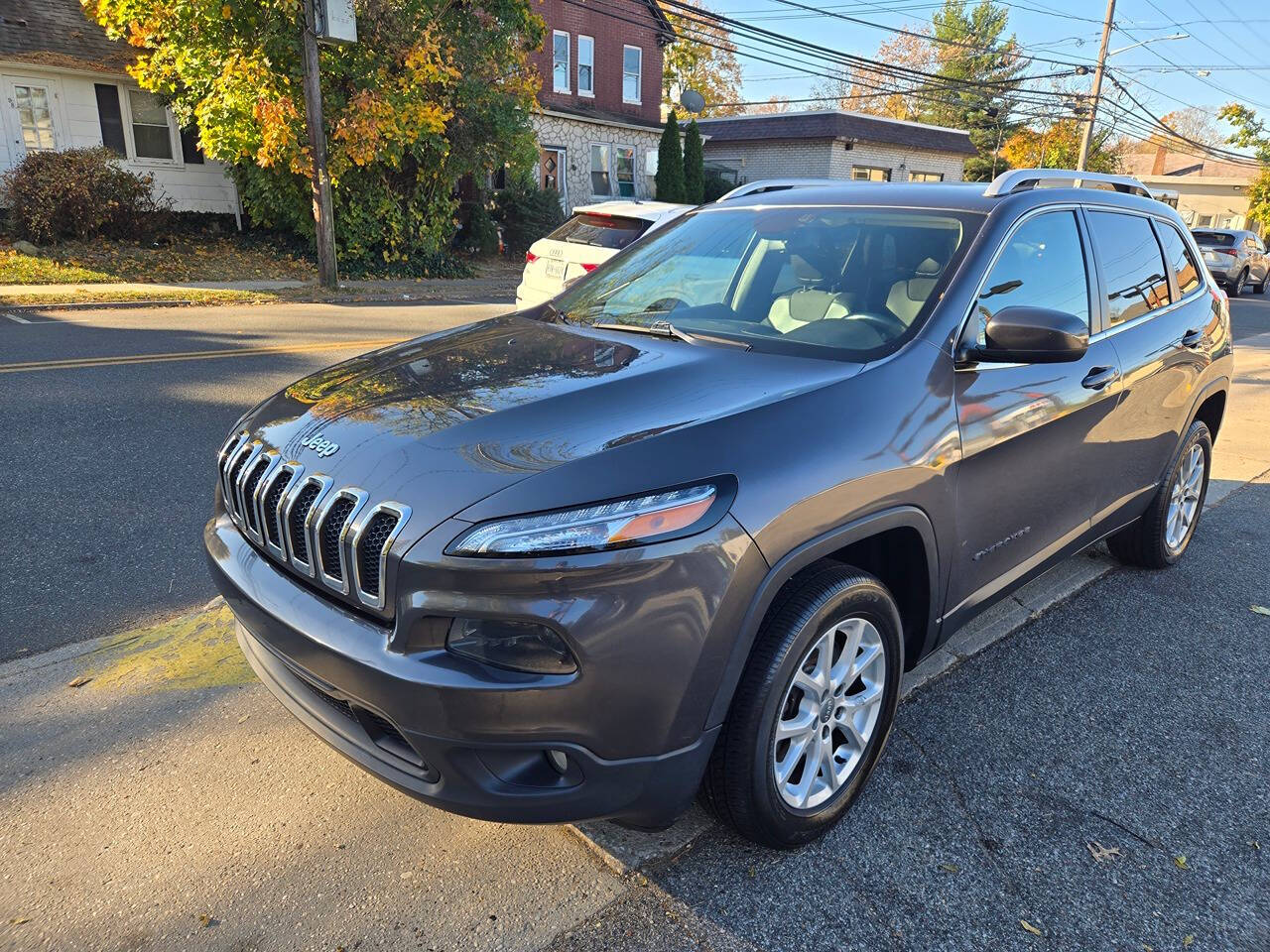 2018 Jeep Cherokee for sale at R & R Service Center in Great Neck, NY