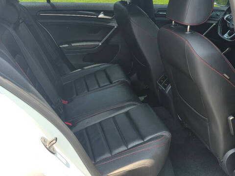 2015 Volkswagen Golf GTI S