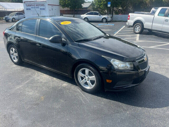 2013 CHEVROLET Cruze Sedan - $4,995
