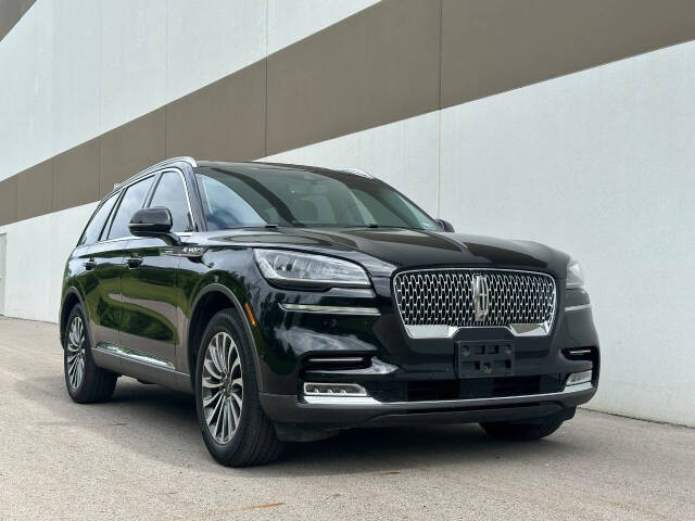 2020 Lincoln Aviator for sale at Phoenix Motor Co in Romulus, MI