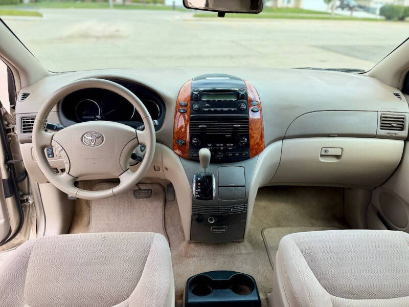 2006 Toyota Sienna XLE 7 Passenger