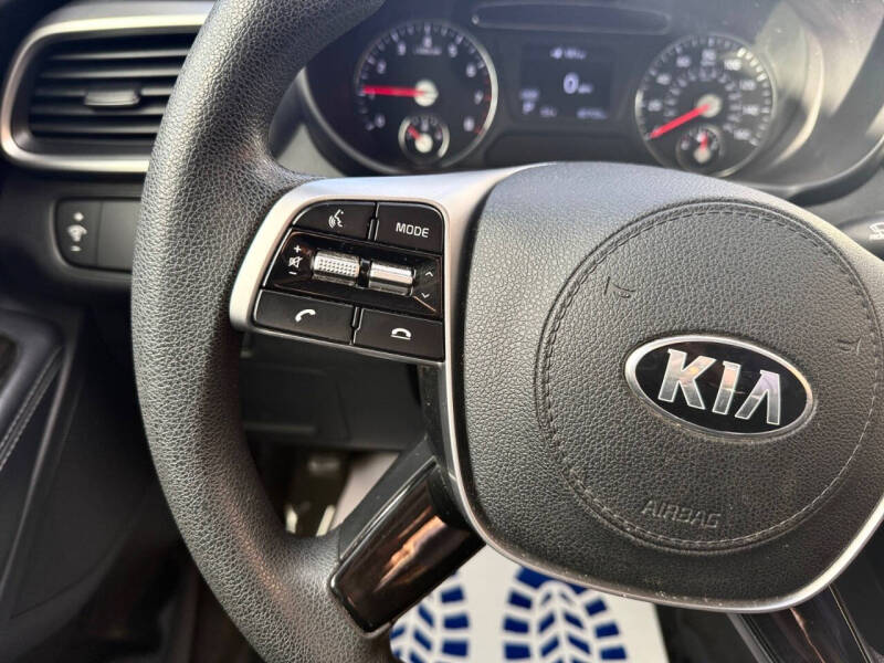 2020 Kia Sorento LX V6