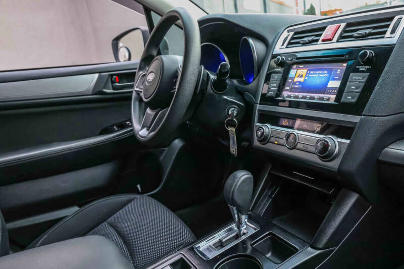 2019 Subaru Outback 2.5i