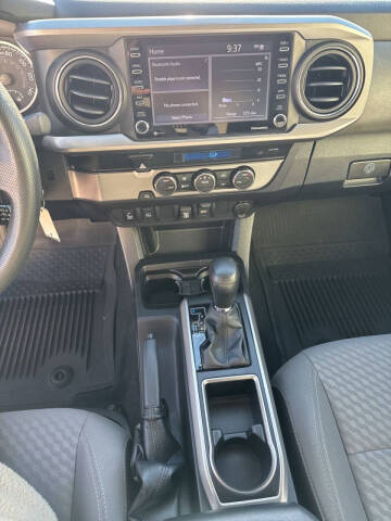 2022 Toyota Tacoma SR5 V6