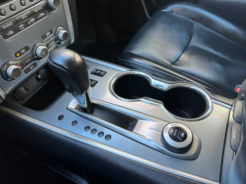 2017 Nissan Pathfinder SL