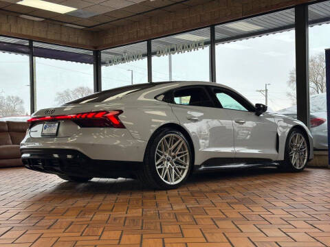 2022 Audi e-tron GT quattro Prestige