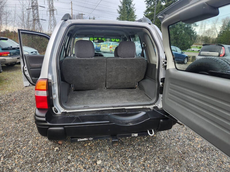 2000 Chevrolet Tracker