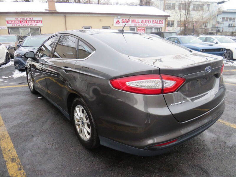 2016 Ford Fusion S
