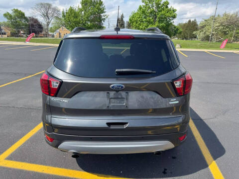 2019 Ford Escape SEL