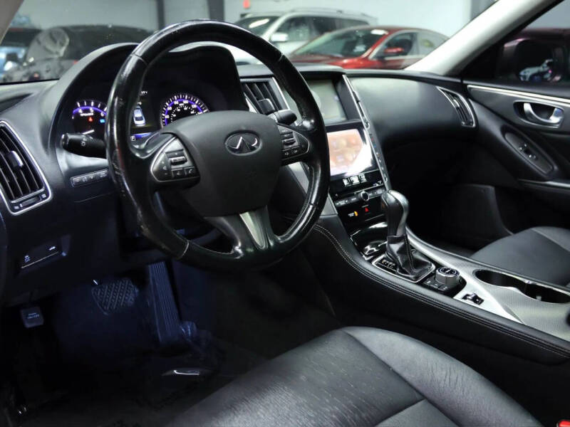 2014 Infiniti Q50 Premium